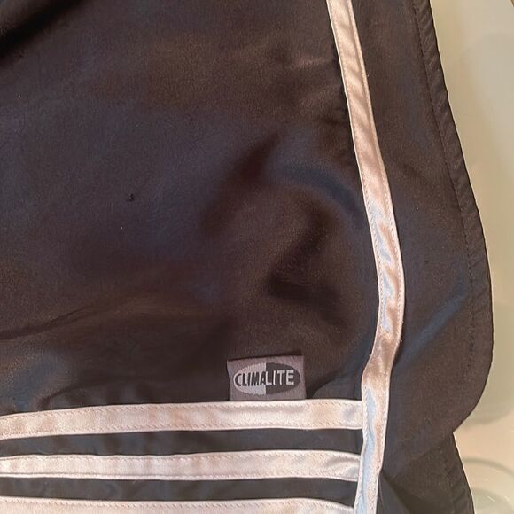 COPY - Adidas shorts large black white stripes no draw string climalite - Picture 5 of 7